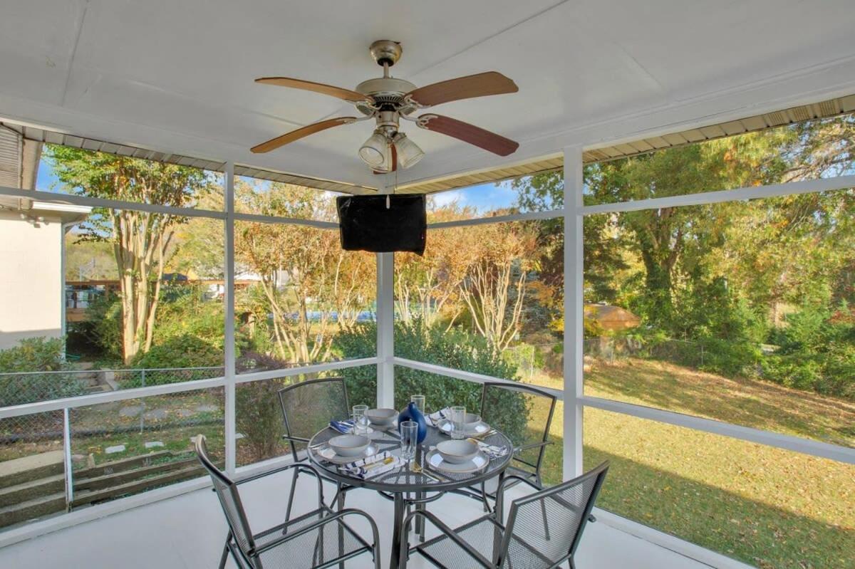 Stylish + Fresh 2 Blocks From N-mc Stadium Holiday home *
